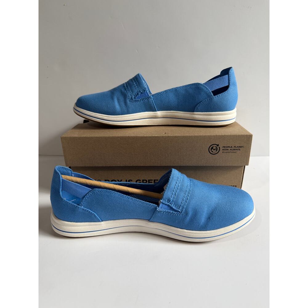 Clarks Cloudsteppers Breeze Step II Slip On Sneakers Blue Canvas Sz 9 WIDE NEW